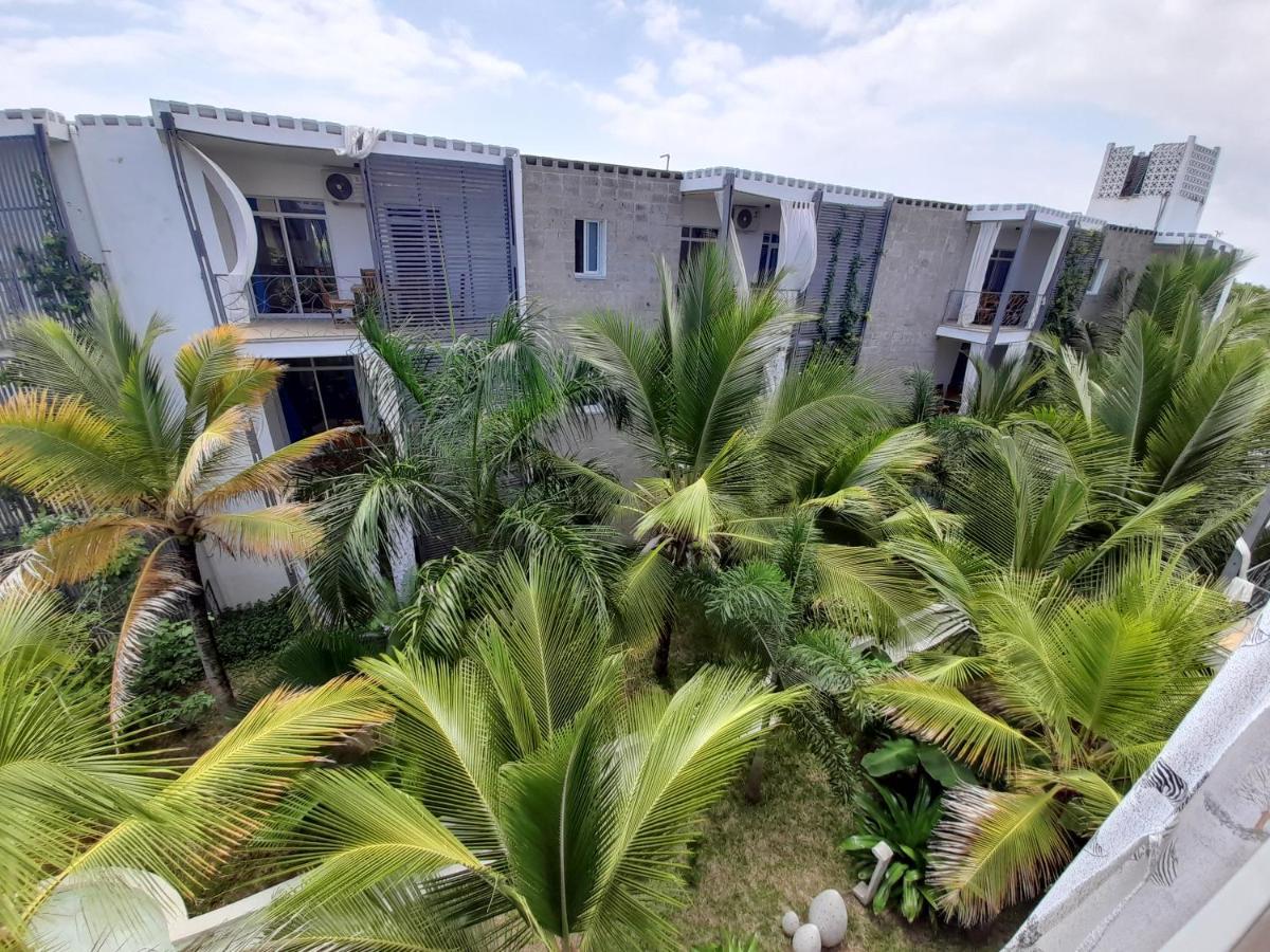Aqua Resort Playa de Diani Exterior foto